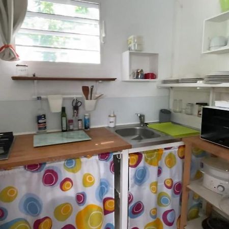 Gite Cajou Dans Jardin Tropical Ventile A Sainte-Anne Luaran gambar